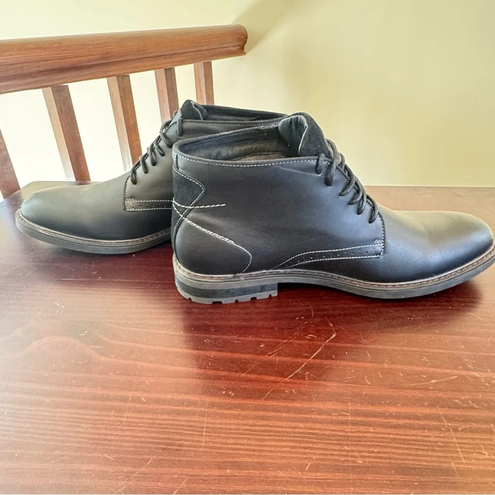 Arkbird black leather Chuka boots men’s size 12